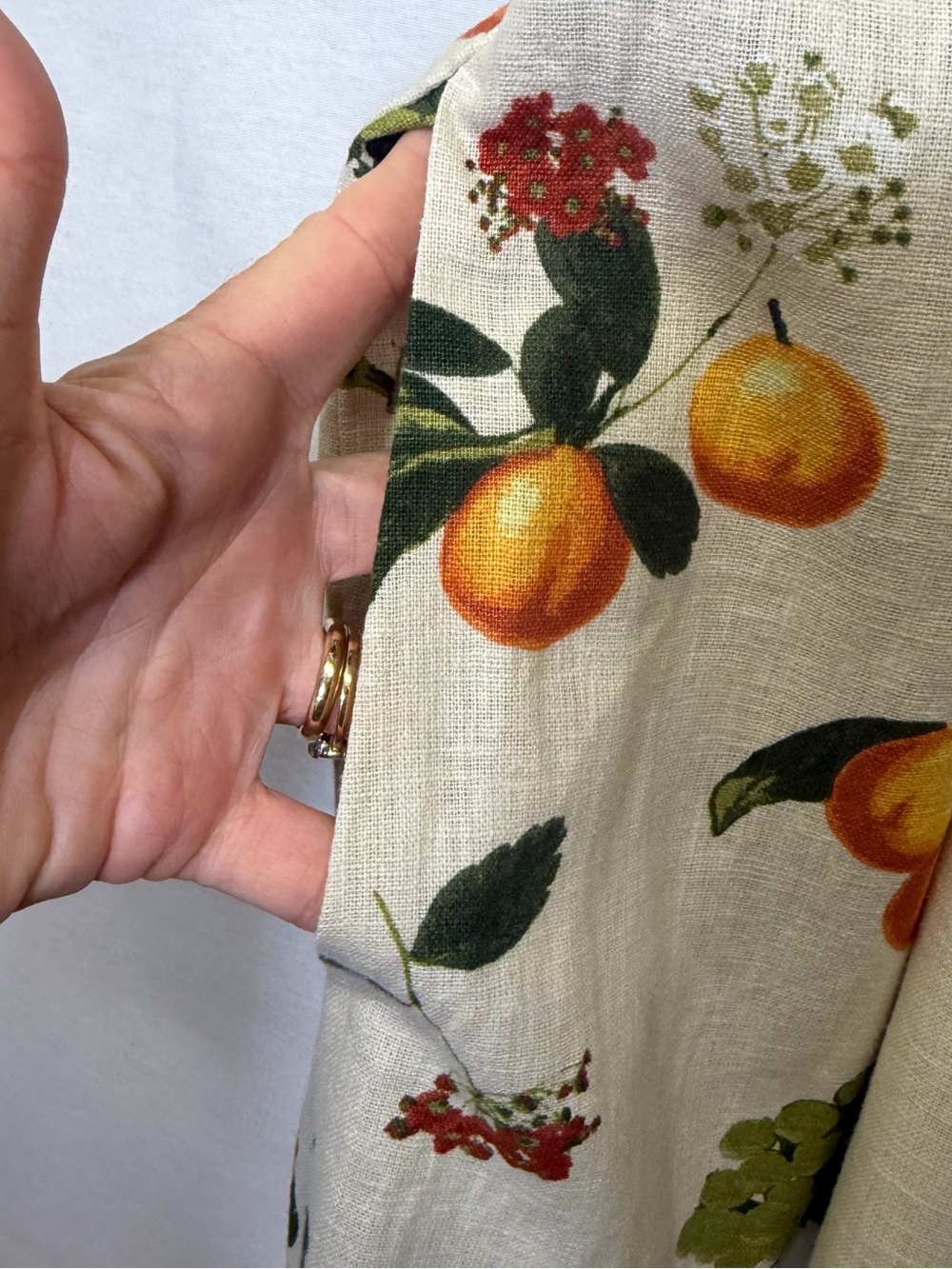 Abercrombie & Fitch Linen Blend Button Skort in a tan fruit pattern.XLT - Picture 9 of 10